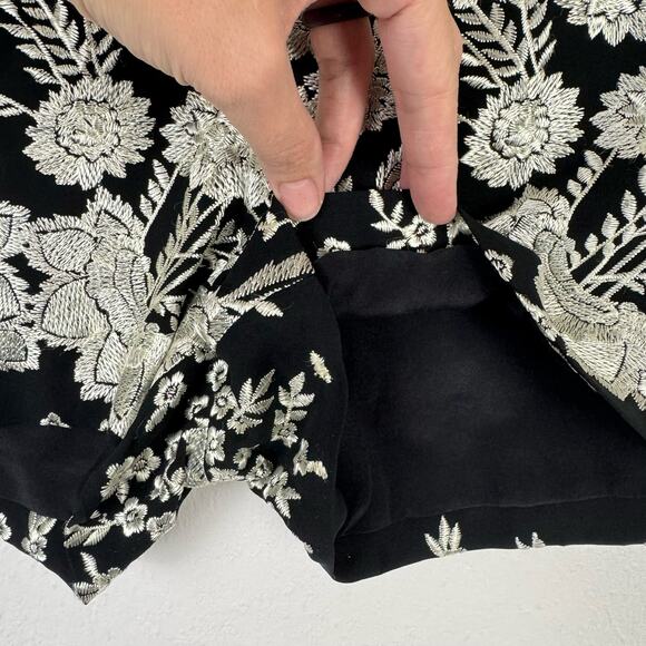 Haute Hippie NWT Black Silk Silver Floral Embroidered Lined Going Out Shorts - Picture 4 of 10